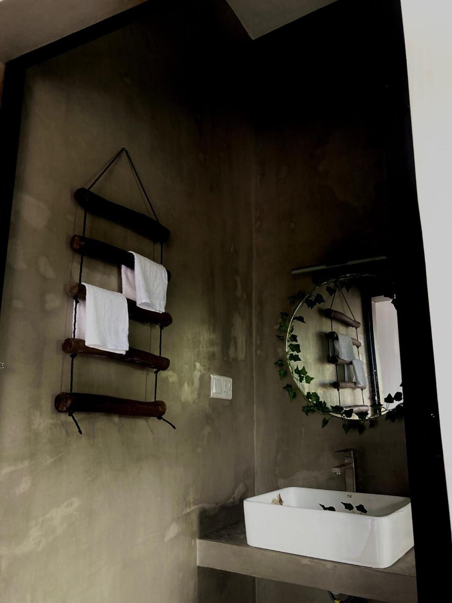 The Jini House Hotel อาฮานกามา ภายนอก รูปภาพ