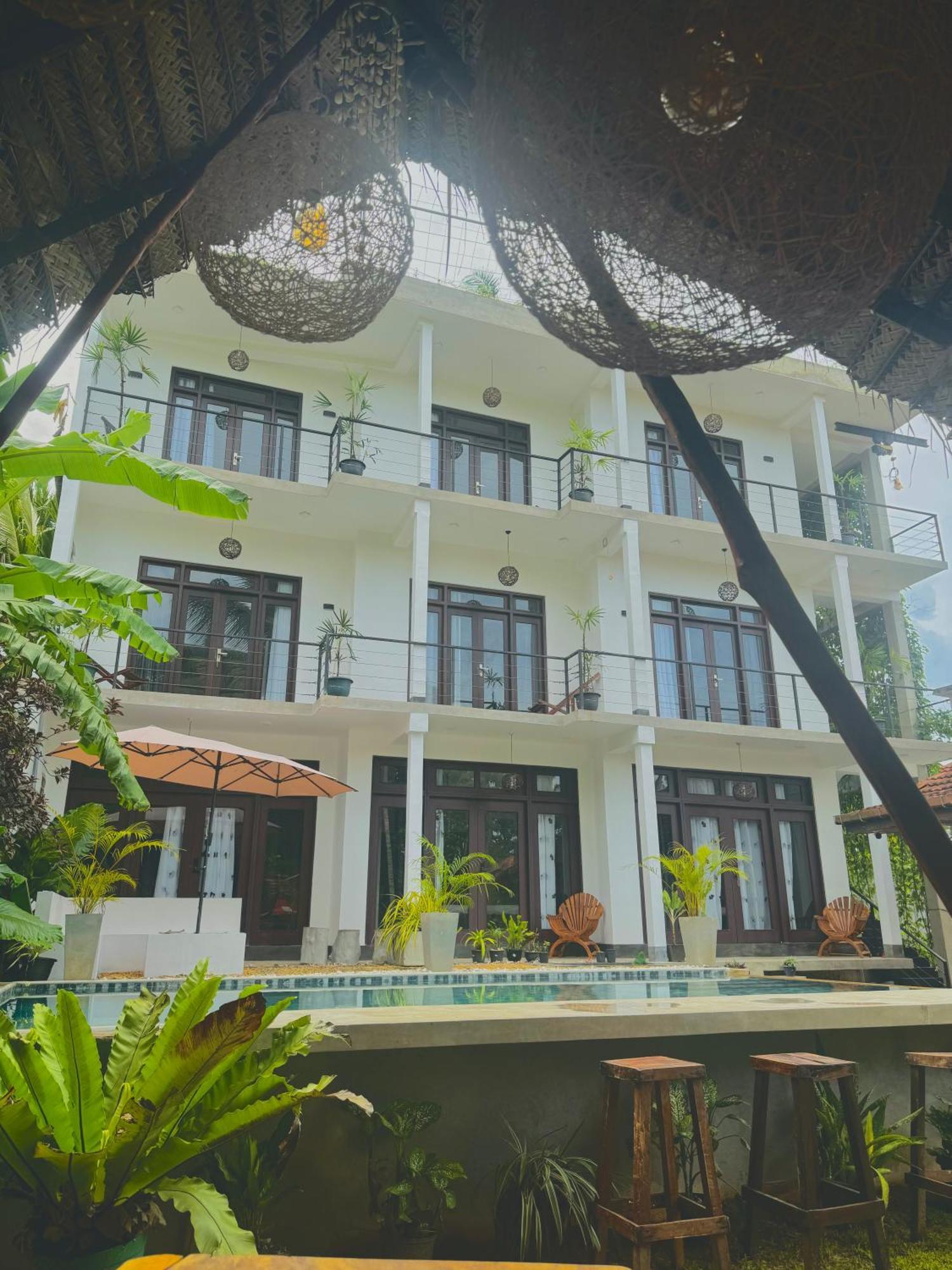 The Jini House Hotel อาฮานกามา ภายนอก รูปภาพ
