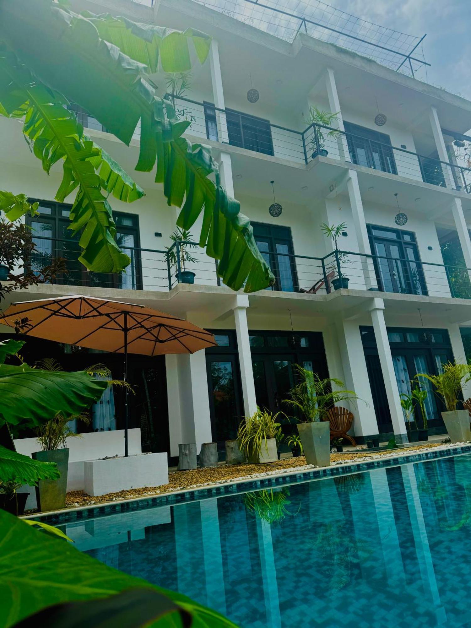 The Jini House Hotel อาฮานกามา ภายนอก รูปภาพ