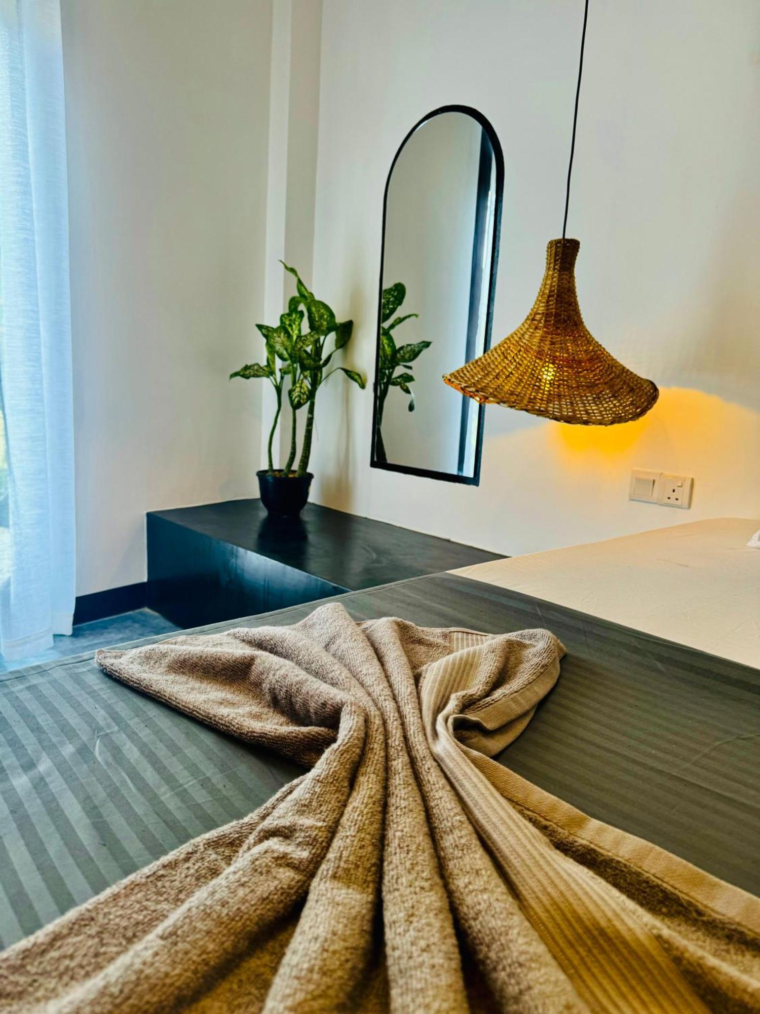 The Jini House Hotel อาฮานกามา ภายนอก รูปภาพ
