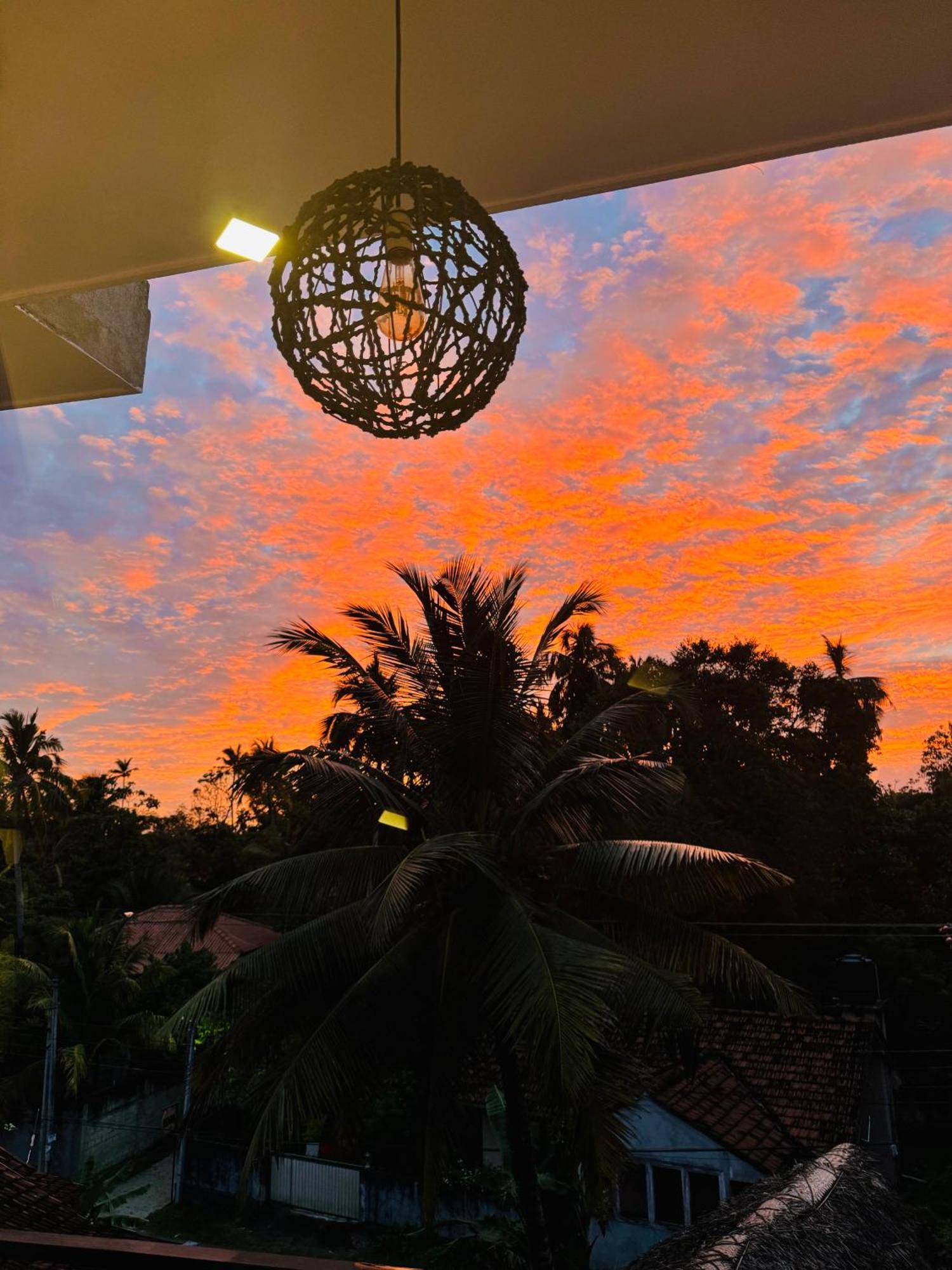 The Jini House Hotel อาฮานกามา ภายนอก รูปภาพ