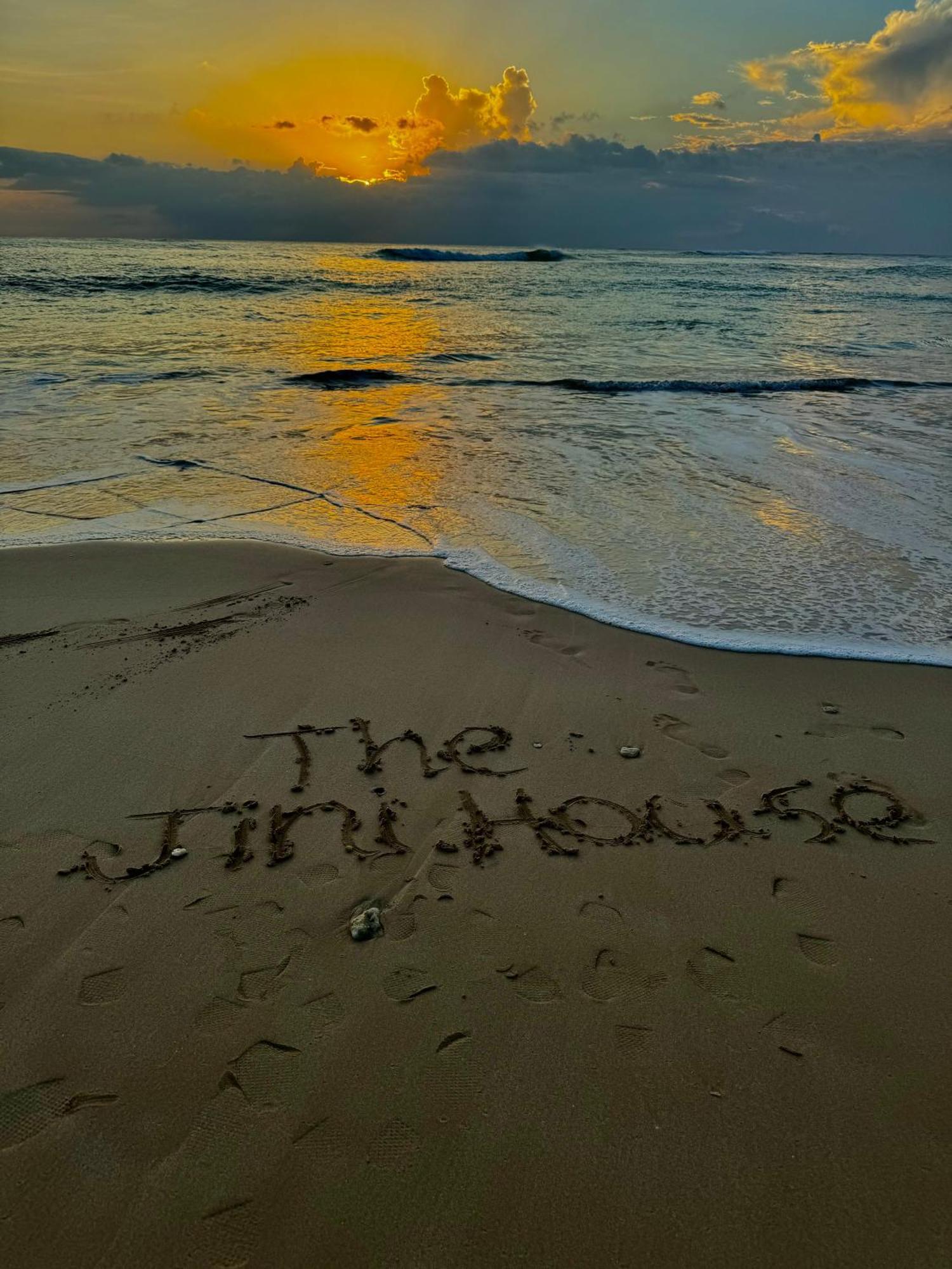 The Jini House Hotel อาฮานกามา ภายนอก รูปภาพ